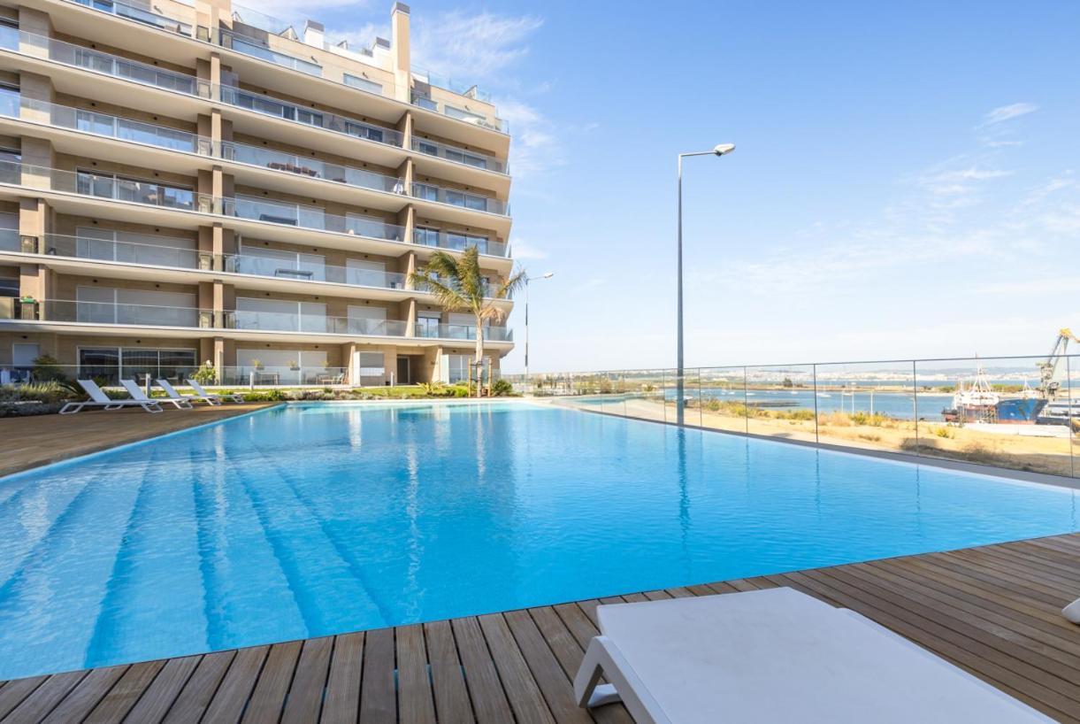 Villa Famille Seixal  Extérieur photo